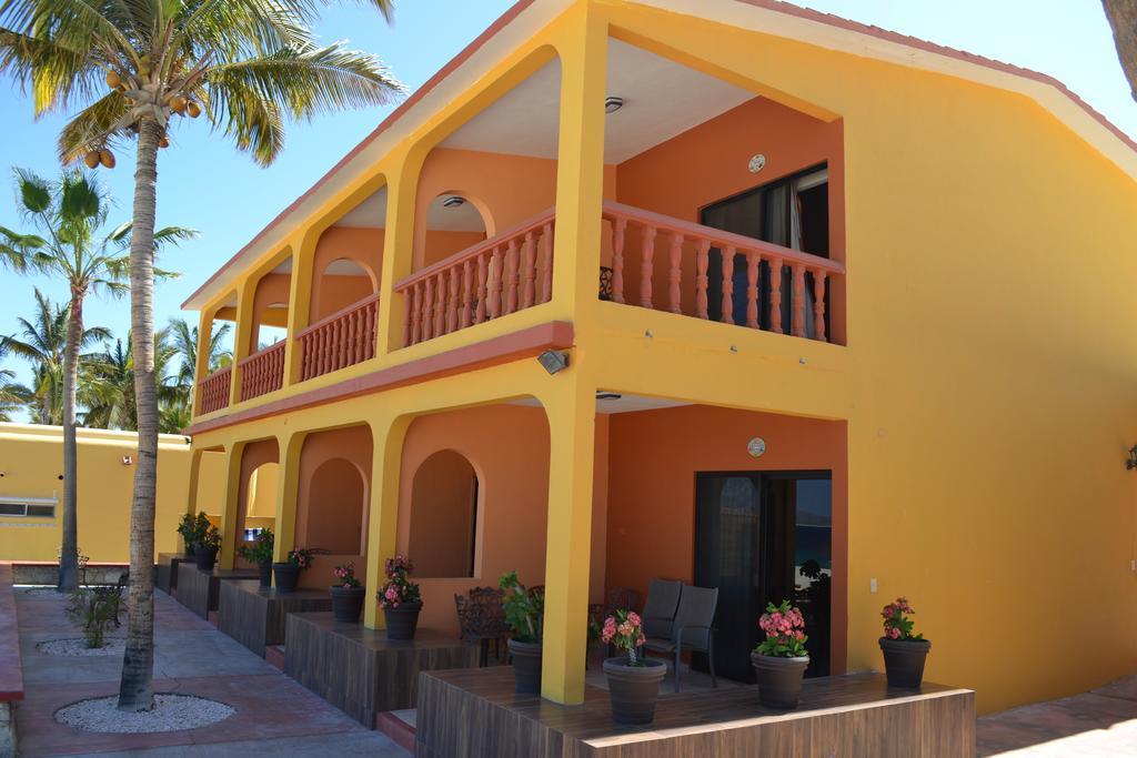 Hotel Playa Del Sol Лос-Баррилес Экстерьер фото